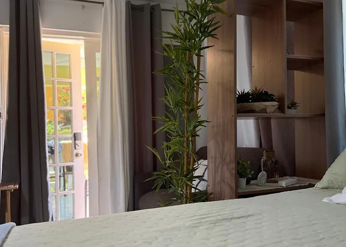 Quaint Sleep At Mystic Ridge Apartment *